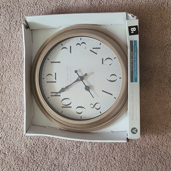 Clock - Picture 1 of 2